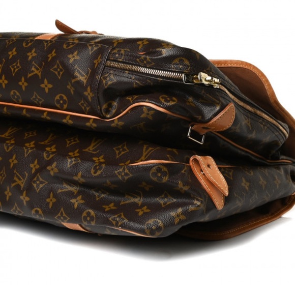PRICE DROP
Excellent mint condition Louis Vuitton Sac Chasse Hunting bag - Picture 8 of 15